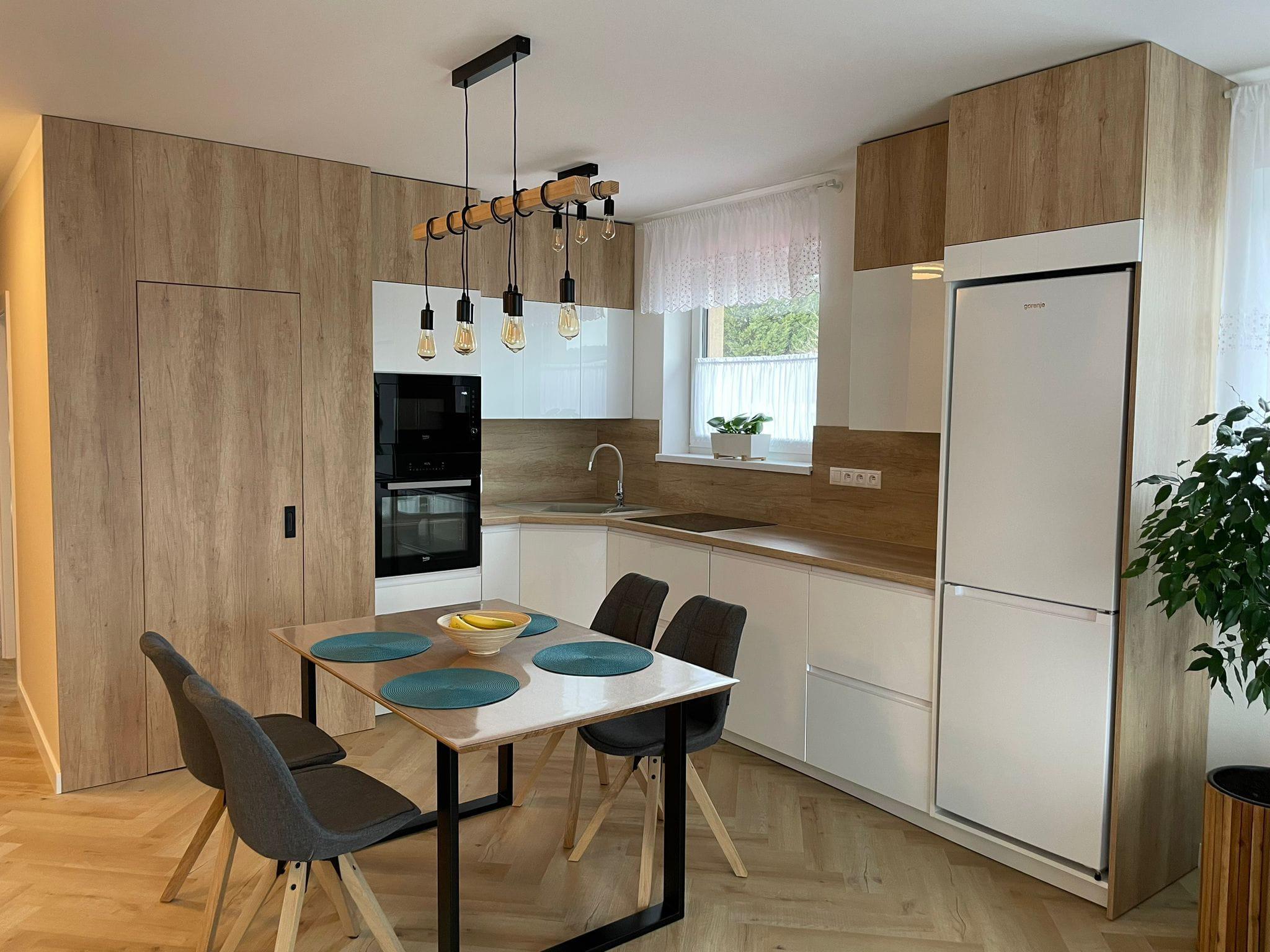 Obývacia izba - vstavaný nábytok do priestoru